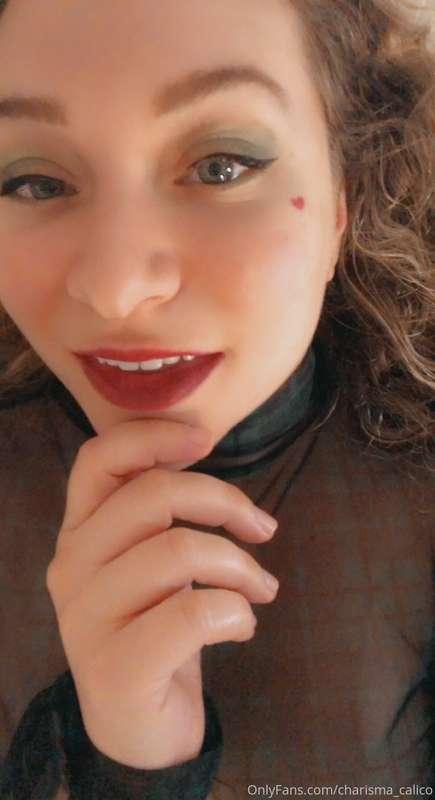 So excited for the hoeliday to cum 😜🔥