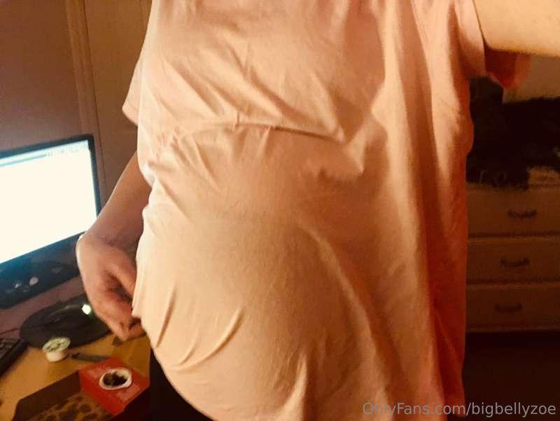 bigbellyzoe image #4