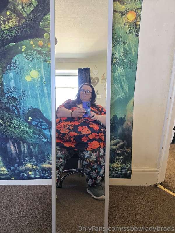 Mirror goddess 