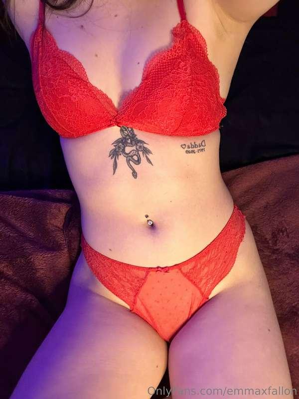 ooops i could not resist taking it all off 🙈do you think i n..