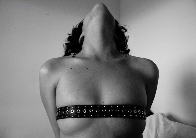 The belt is my new bra. It's not just for slapping my ass. 🙊..