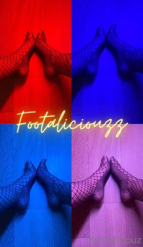 New Year = New Wallpaper for 2023! ;)
Enjoy these custom Foo..