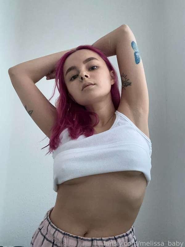 ~ 🐰

#fyp #armpits #shaved #loli #egirl #petite #young #teen #alt 