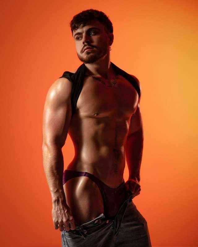 joan_crisol image #1