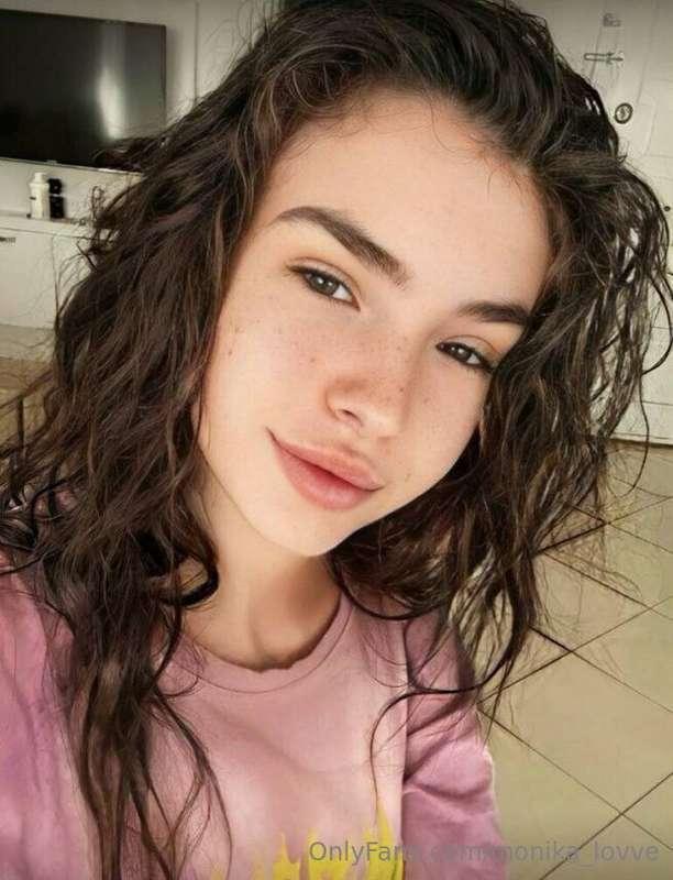 I'm all burning🥵🔞, I only miss you. @kim_moor
Do you want to..