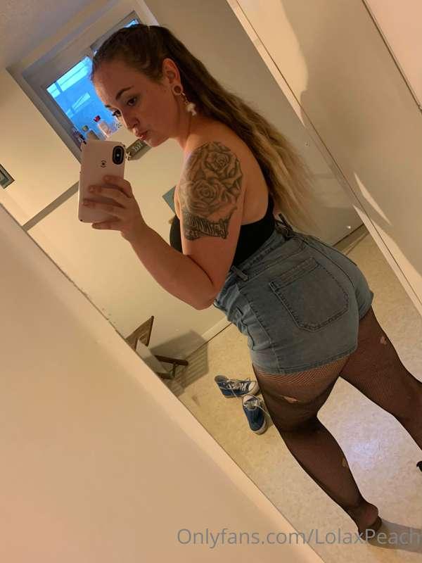 Do I look good from the back? 😇
