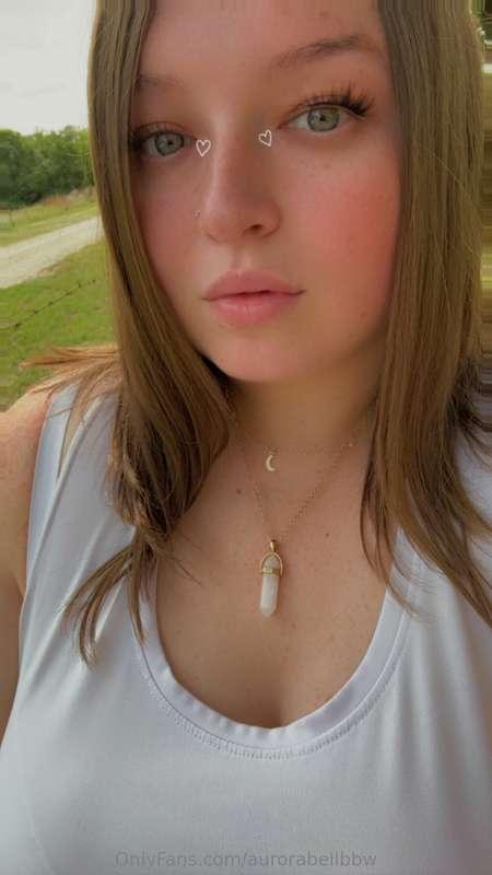 Taking a walk outside 😘😇