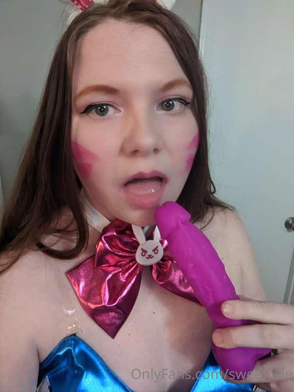 # 💗 Diva Needs to Cum💗
I needed to feel my pussy full! So wh..