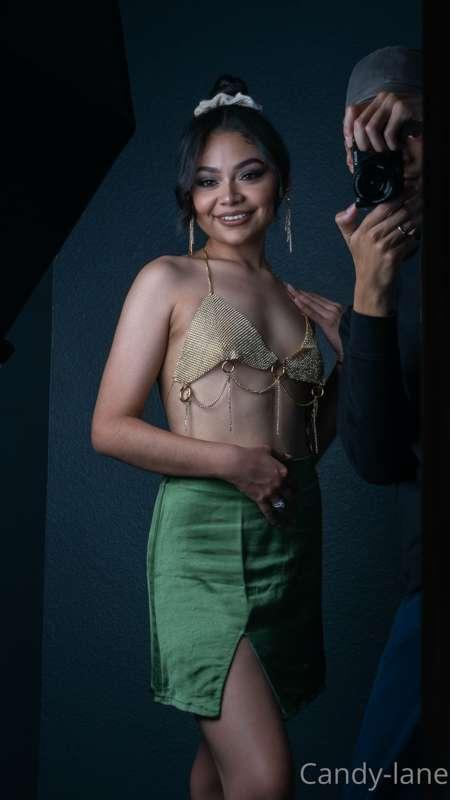 Cum subscribe to my VIP and receive a stripping video 💋