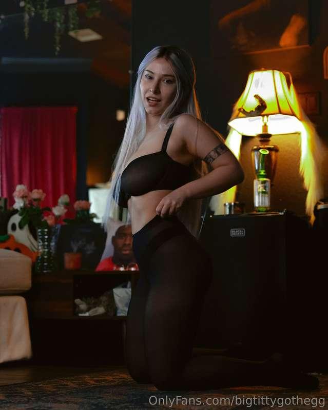 bigtittygothegg image #7