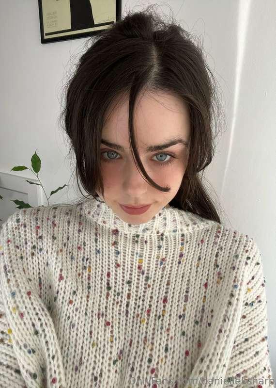 👀