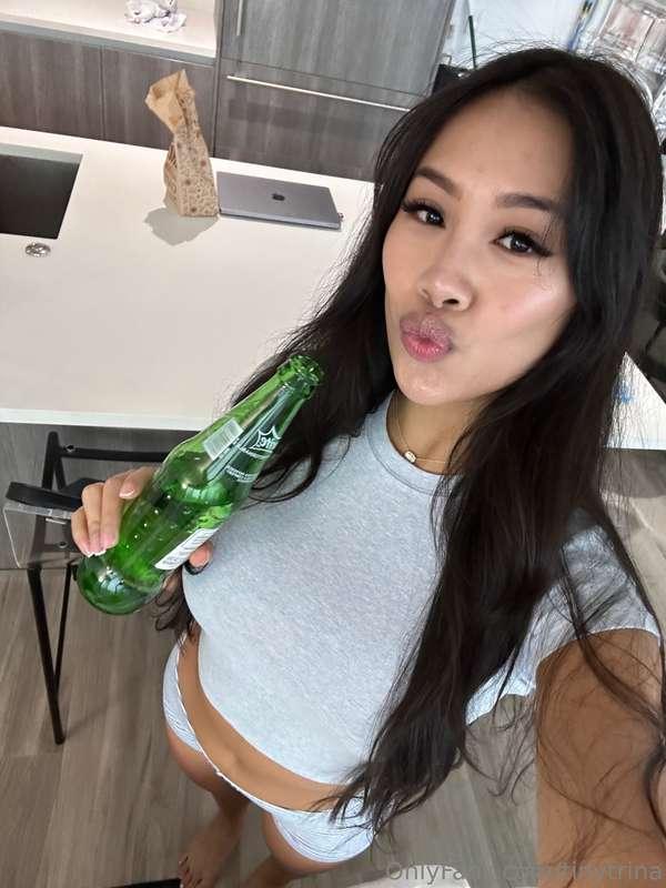 Cheers 🍻 happy Saturday to all of you my loves