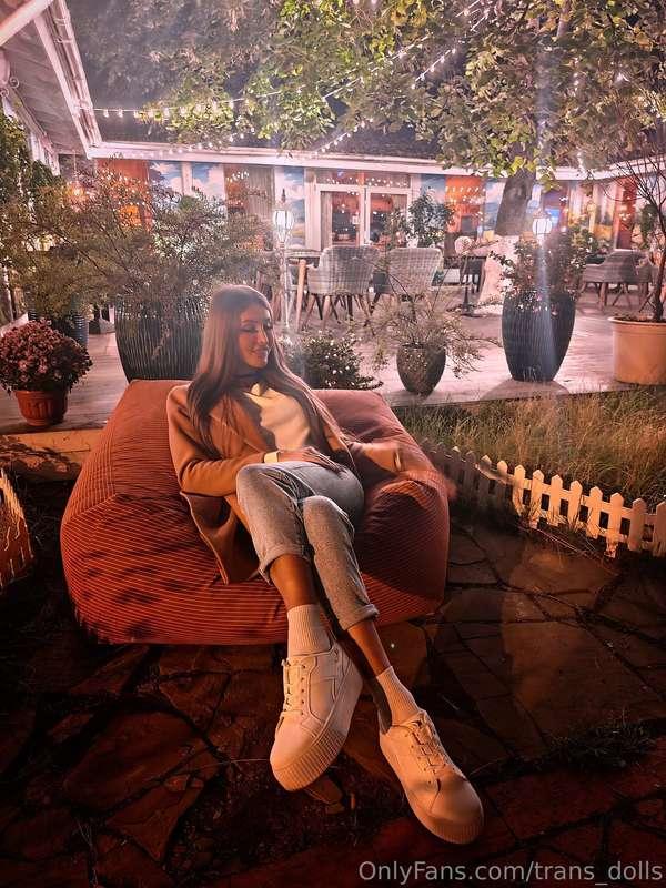 Enjoying the last warm evenings on the terrace under a cosy ..