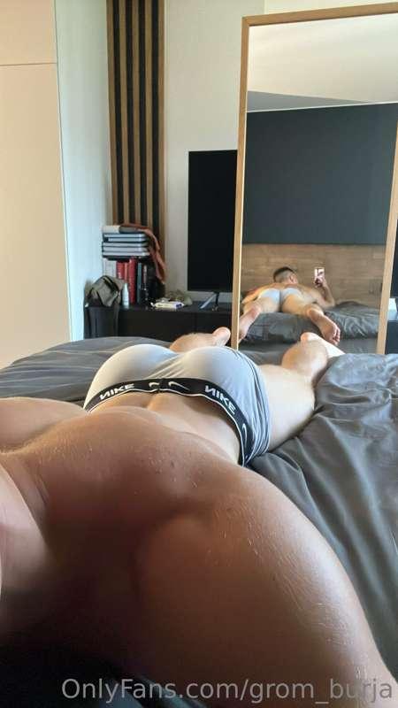 My tasty ass will melt right now because it’s extremely hot ..