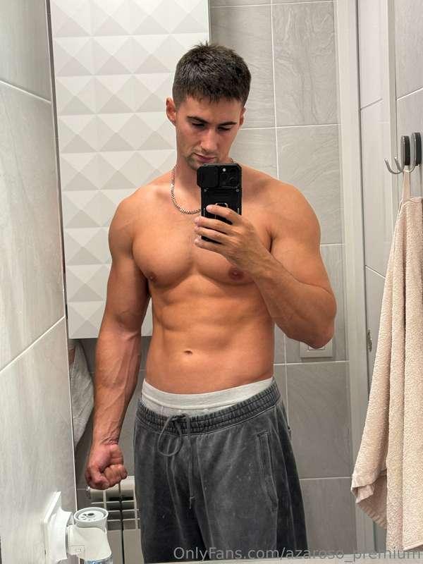😝
