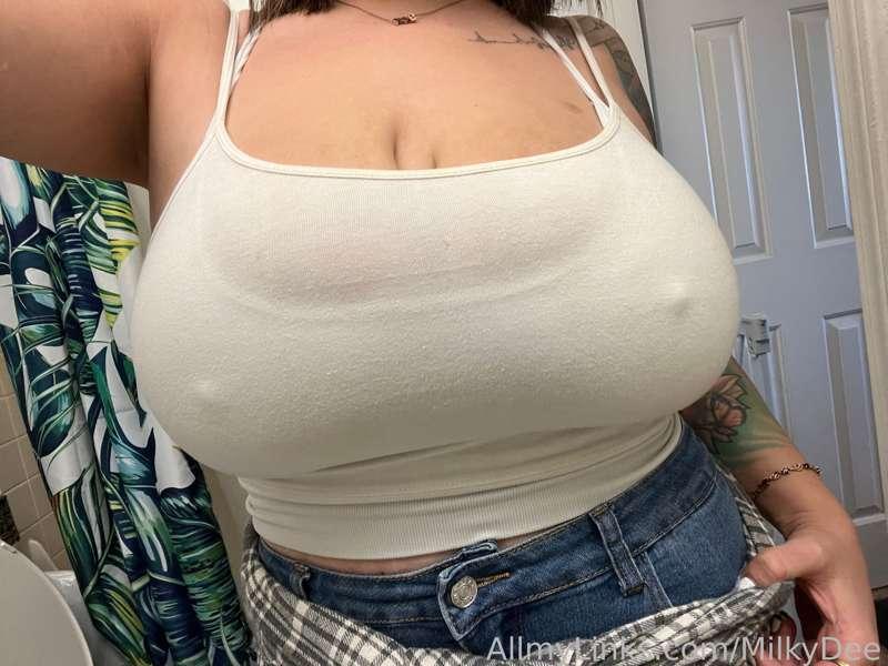 momboobs image #1