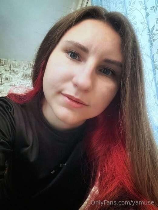 💕Free subscription💕Cute @alexa_hotpussy is bored and wants y..