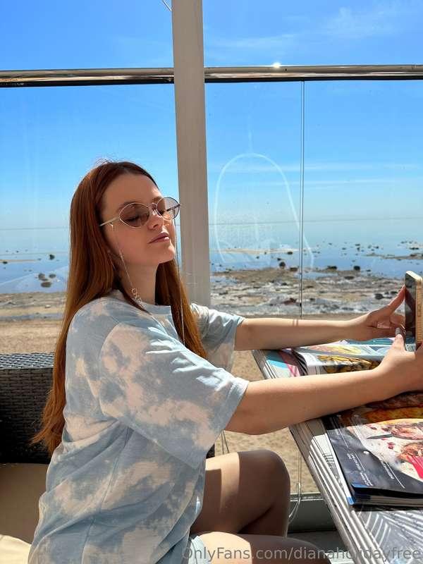 I came to a restaurant on the coast, I feel great in this we..