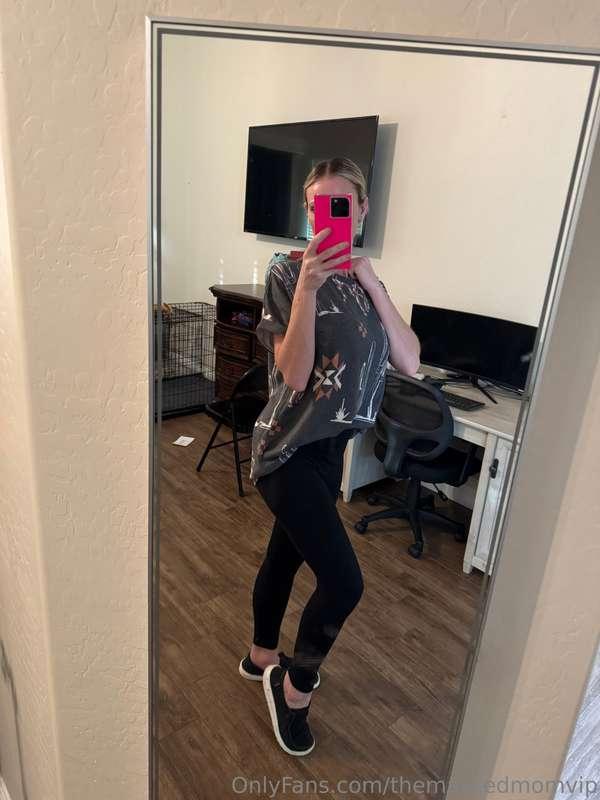 Hi!! Nice Saturday with a casual outfit 