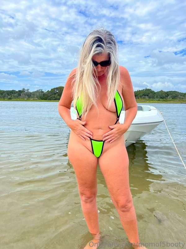 momof5booty image #24