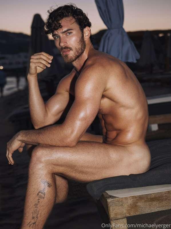you walk by me on the beach while i am spread eagle with it ..