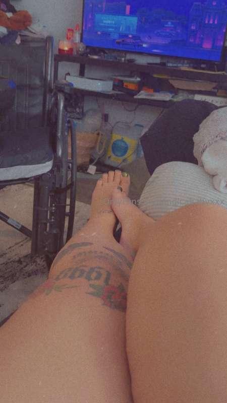 Always been a little insecure about my feet. What do you thi..