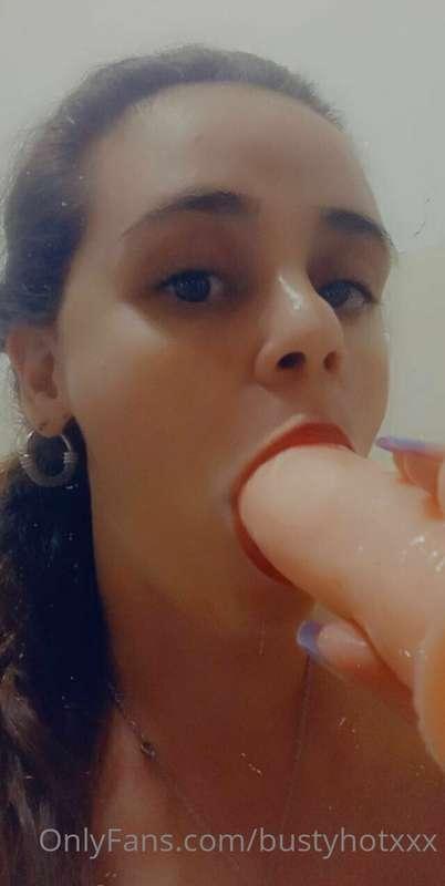 Look how all your cock enters my mouth 🔥💋
