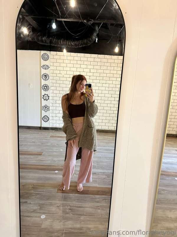 I 🩷 my job Should I post something spicy for you guys today?..