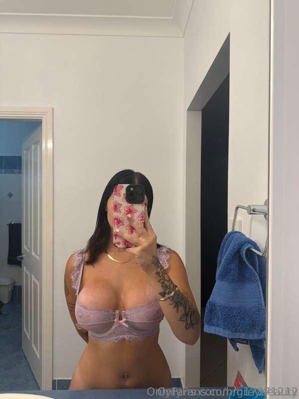 greybeauty image #1