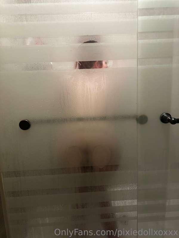 Shower anyone? 🫧🫧💦