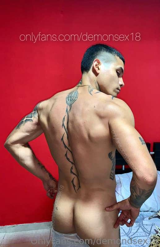 de frente se ve mejor? 🍑🍆