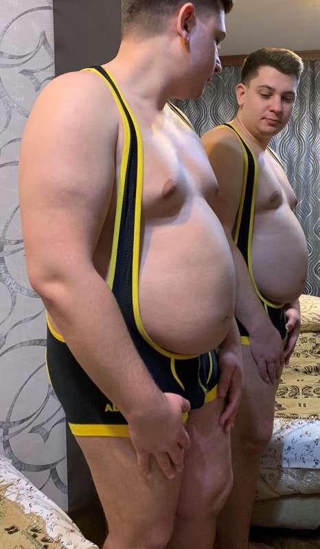 Singlets make me look fat
