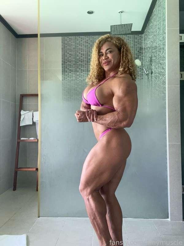 My muscles are your NEW Addiction 
💪🏻👿💪🏻👿

My Fansly
219 XXX Videos
No PPV Ever
#fyp #fbb #latin #latina #black #ebony #fitgirl #musclegirl #fitness #fitmom #milf #fitmilf 