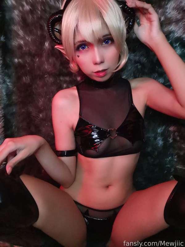 mewjiic image #17