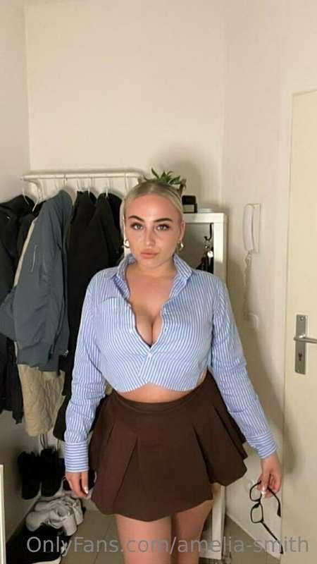 would you hit on me if I came to work like that?😜