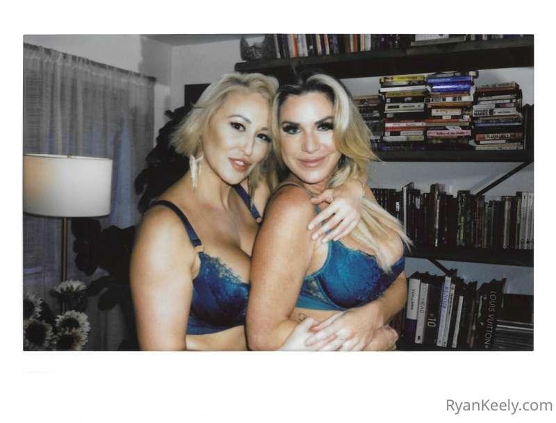 Spent my day shooting with @kaylapaigex 🔥🔥🔥These pics get ve..