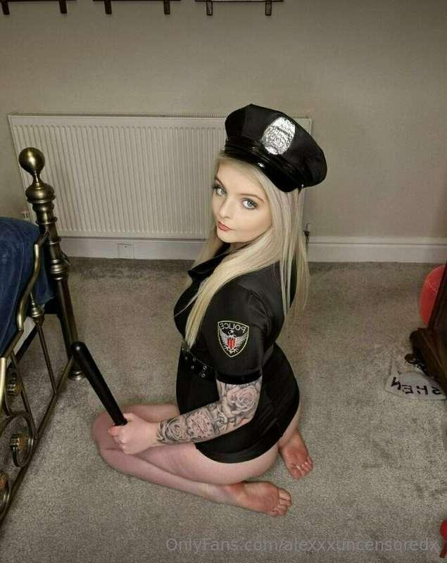 If I was sat on the floor like this in front of you, what wo..
