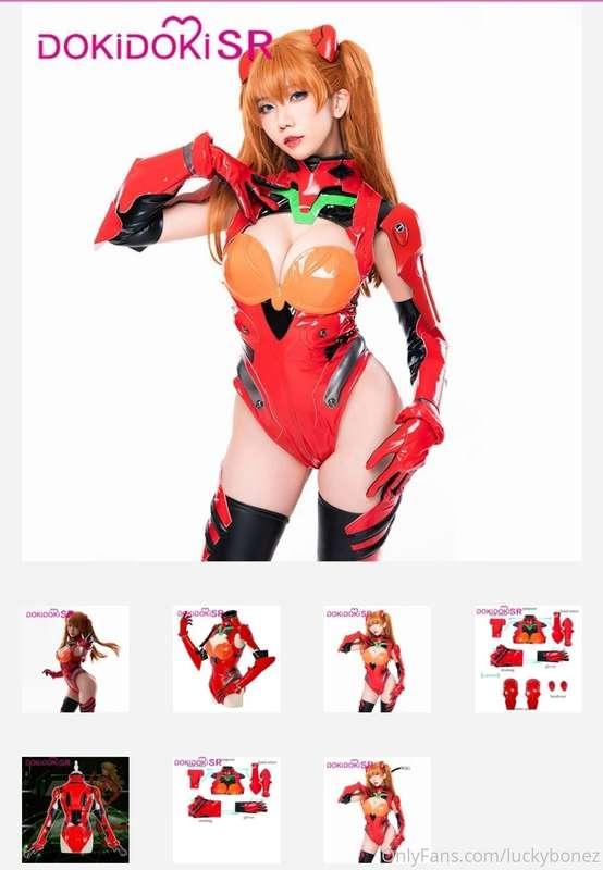 I'm making myself sad looking at really cute cosplay that ar..