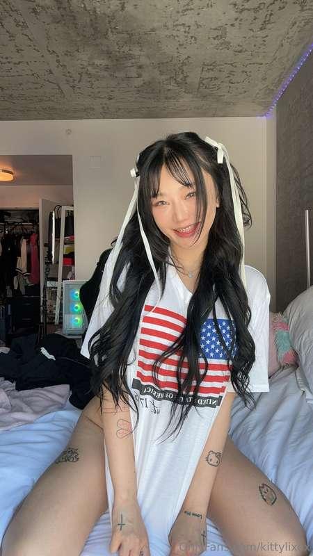 happy 4th of july babe 🇺🇸 💋