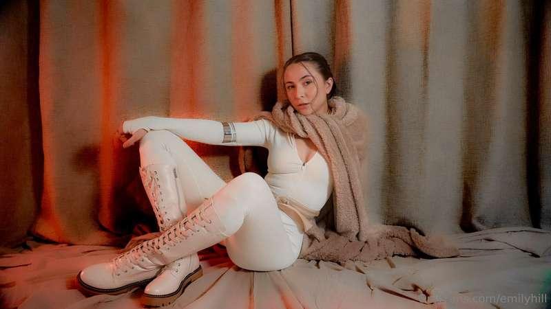 May the 4th be with you 💓