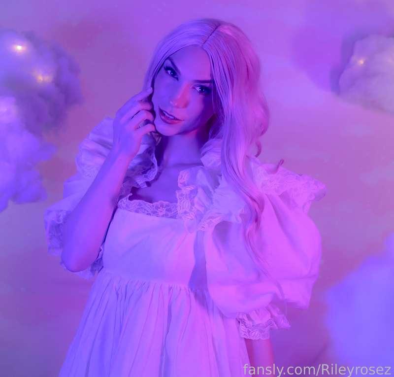 rileyrosez image #2