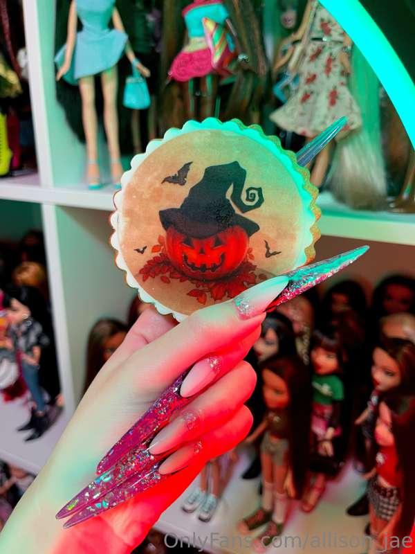💜Halloween yummy🍪🍬