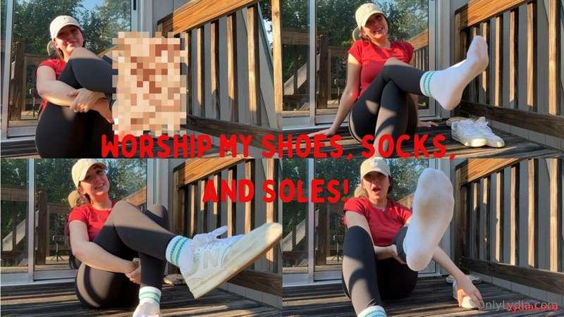 NEW VIDEO! 👣 FEET, SHOES, AND SOCK WORSHIP👣   When I was on ..