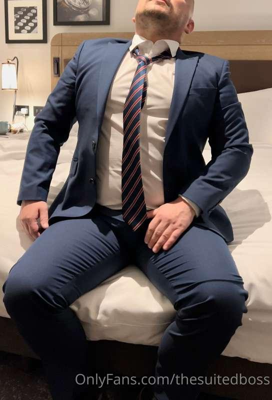 thesuitedboss image #0