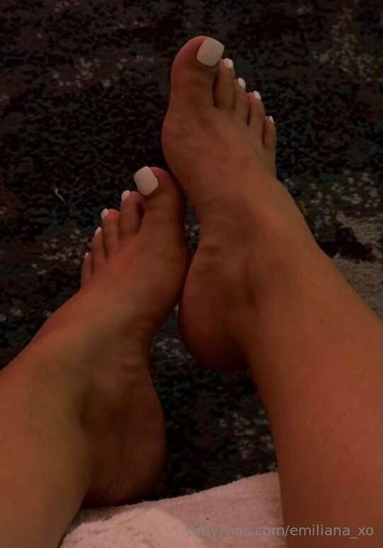 ✨ White toes ✨