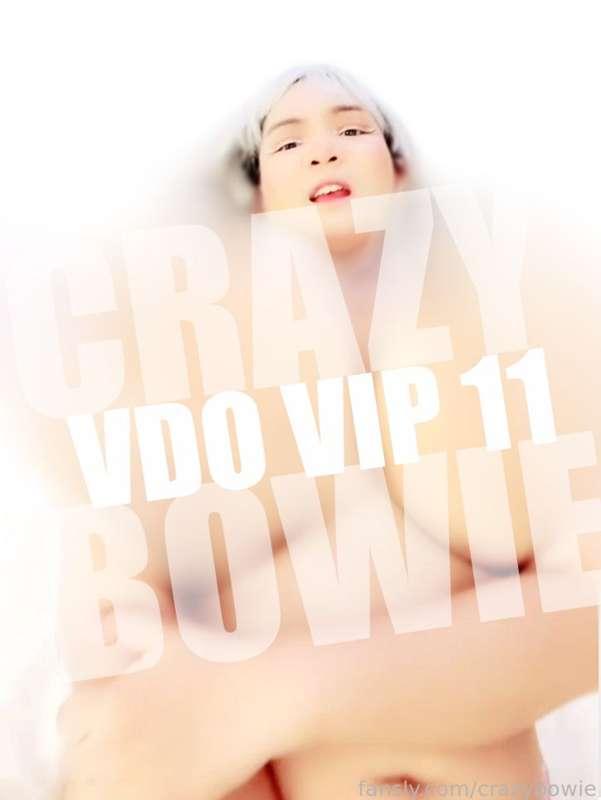 crazybowie image #0