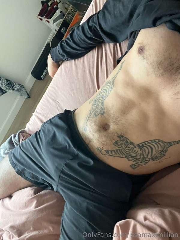 Tip in to see more 😈