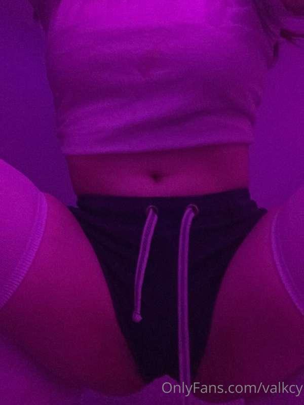 bunny likes to bounce 🐰 💘

good afternoon lovelies!! i hope ..
