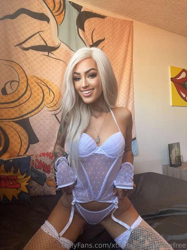 Rare photo of me smiling 😊