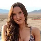 Dr. Hannah Straight